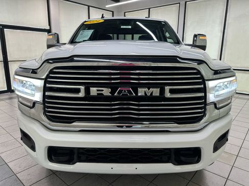 Used 2024 RAM 2500 Laramie AWD/4WD image 10