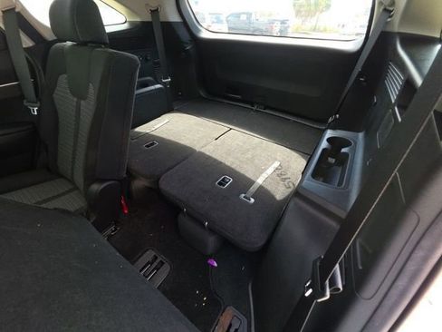 Used 2022 Kia Sorento LX image 27