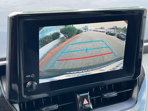 Used 2024 Toyota Corolla LE FWD image 19