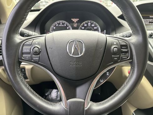 Used 2017 Acura MDX SH-AWD image 12