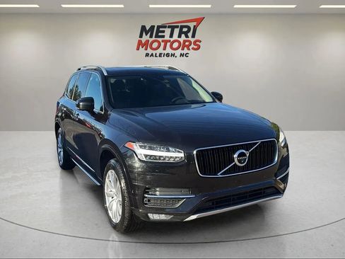 Used 2016 Volvo XC90 T6 Momentum w/ Momentum Plus Package image 3