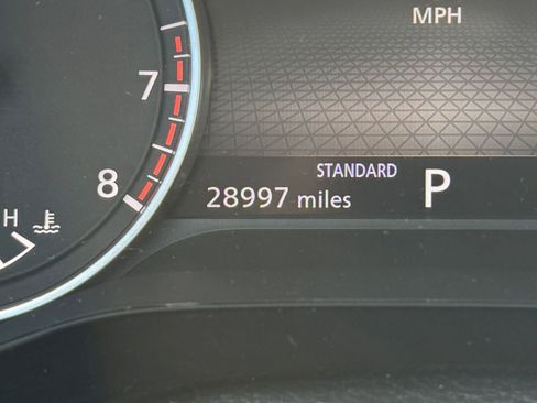 Used 2025 Nissan Pathfinder SV image 42