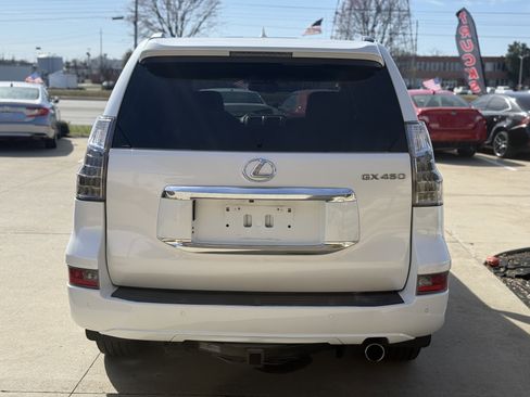 Used 2017 Lexus GX 460 Premium image 6