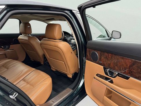 Used 2015 Jaguar XJ L Portfolio image 17