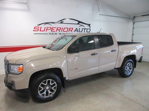 Used 2021 GMC Canyon AT4 image 1