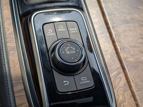 Used 2021 Nissan Armada SL RWD image 27