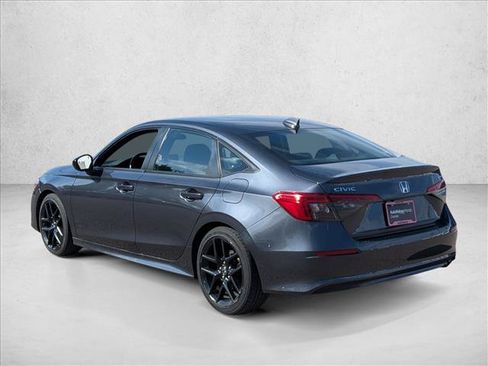 Used 2023 Honda Civic Sport image 7