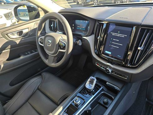 Certified 2025 Volvo XC60 B5 Ultra w/ Protection Package Premier image 10