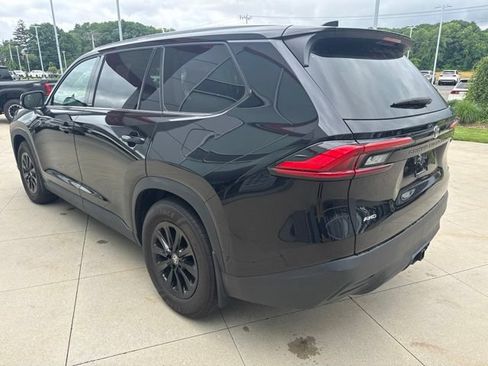 Used 2024 Toyota Grand Highlander AWD image 5