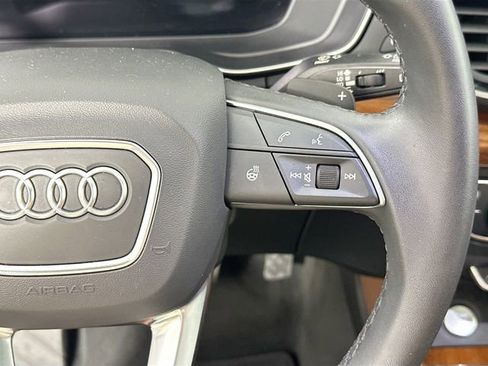 Used 2022 Audi Q5 e Premium Plus w/ Premium Plus Package image 22