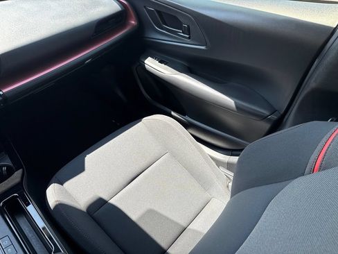 Used 2023 Toyota Prius Prime FWD image 15