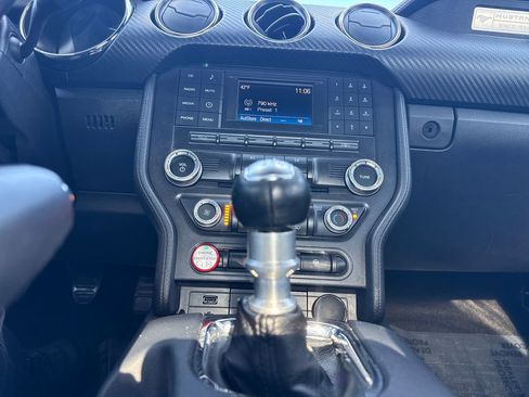 Used 2016 Ford Mustang Coupe image 29