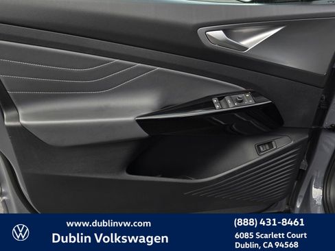 Used 2023 Volkswagen ID.4 Pro S image 10