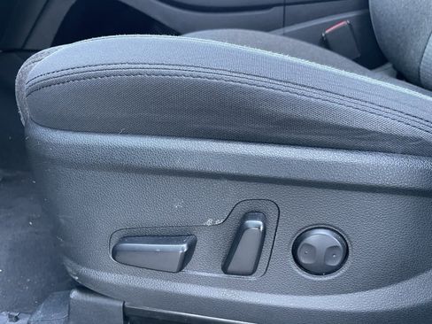 Used 2023 Hyundai Santa Fe SEL image 11