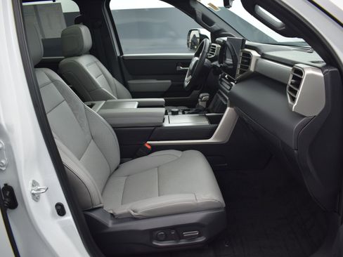 Used 2025 Toyota Sequoia Limited image 10