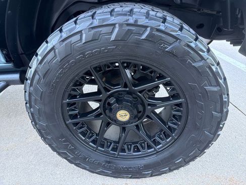 Used 2022 Ford Bronco 4-Door AWD/4WD image 11