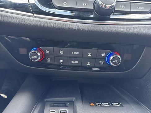 Used 2024 Buick Enclave Avenir w/ Avenir Technology Package image 35