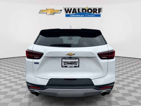 Used 2025 Chevrolet Blazer LT AWD/4WD image 5