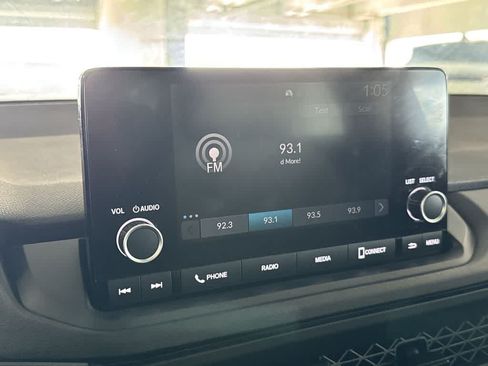Used 2025 Honda Accord LX image 17