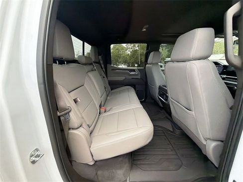 Certified 2025 GMC Sierra 1500 SLT image 26