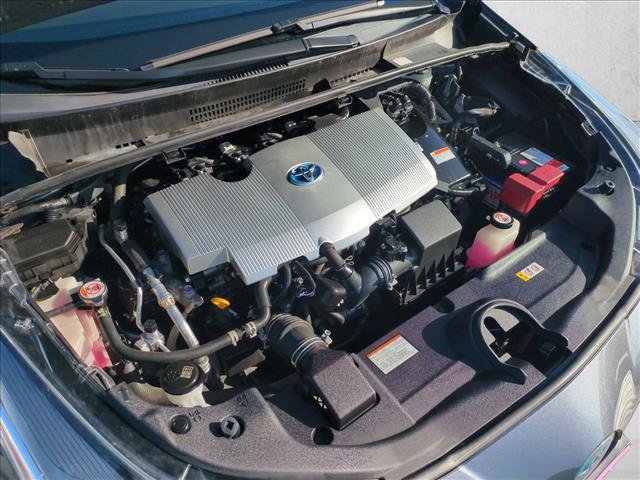 Used 2021 Toyota Prius XLE w/ Carpet Mat Package (TMS) FWD image 21