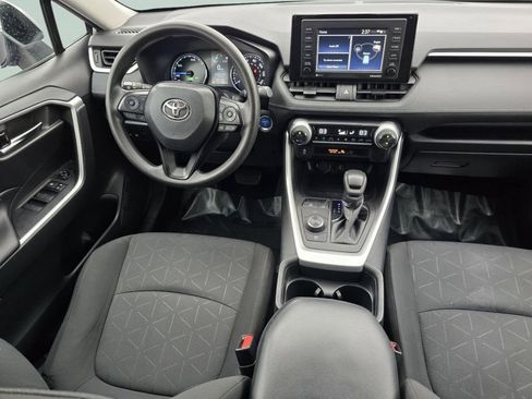 Used 2021 Toyota RAV4 XLE image 29