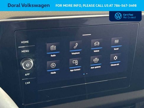 Used 2025 Volkswagen Jetta Sport image 18