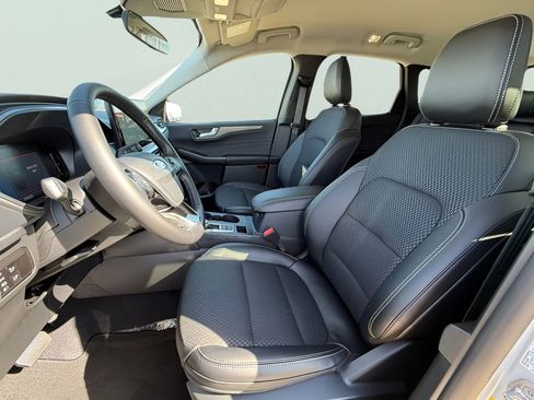 New 2026 Ford Escape Plug-in Hybrid image 10