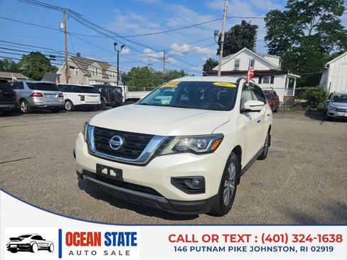Used 2017 Nissan Pathfinder SL AWD/4WD image 1