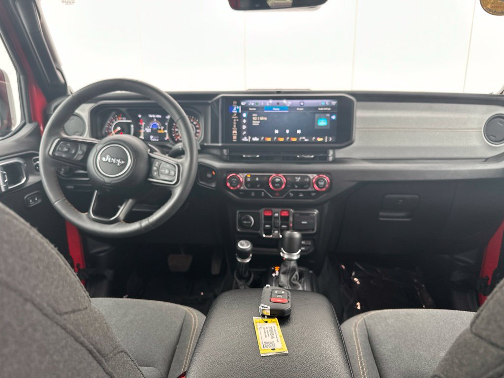 Used 2024 Jeep Gladiator Sport AWD/4WD image 34