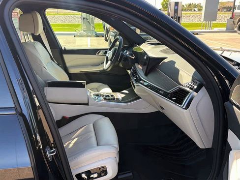 Used 2026 BMW X5 xDrive50e w/ Executive Package AWD/4WD image 27