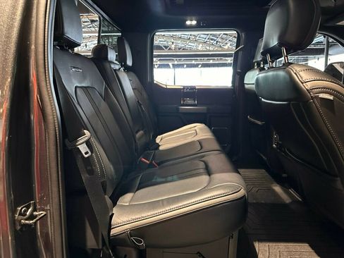 Used 2020 Ford F250 Platinum w/ FX4 Off-Road Package AWD/4WD image 27