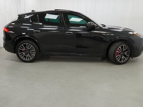 Used 2023 Maserati Grecale Modena image 8