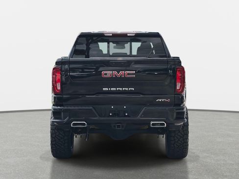 Used 2025 GMC Sierra 1500 AT4 w/ AT4 Premium Package AWD/4WD image 7