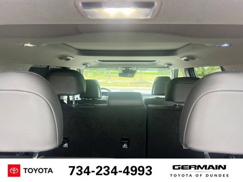 Used 2024 Hyundai Santa Fe Limited FWD image 14