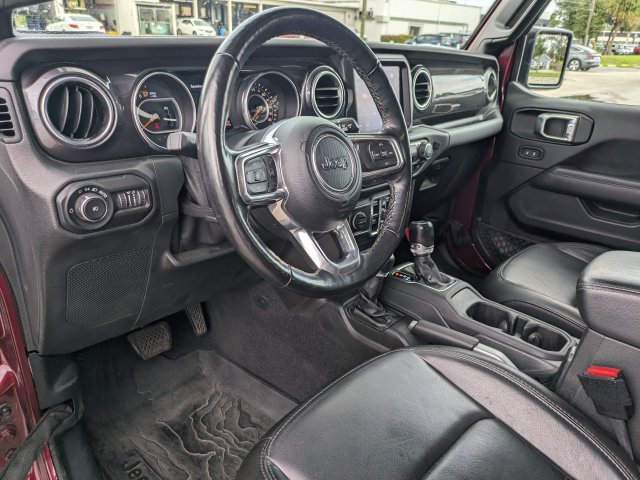 Used 2021 Jeep Wrangler Unlimited Sahara AWD/4WD image 13