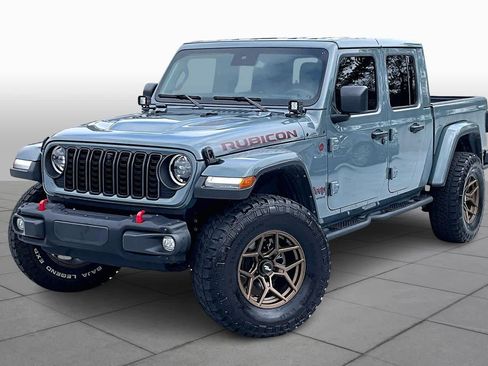 Used 2024 Jeep Gladiator Rubicon image 1