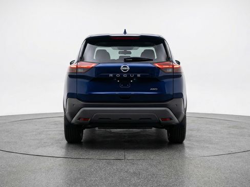 Used 2025 Nissan Rogue SV FWD image 7
