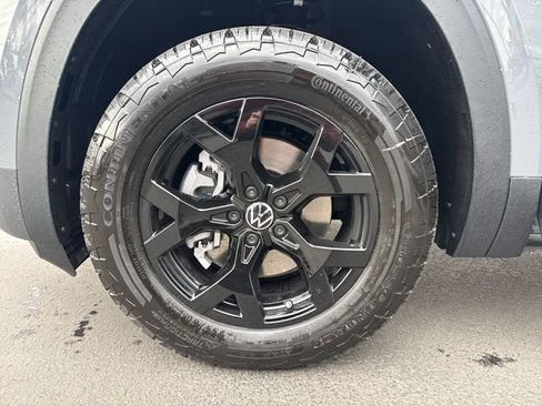 New 2026 Volkswagen Atlas Peak Edition AWD/4WD image 22