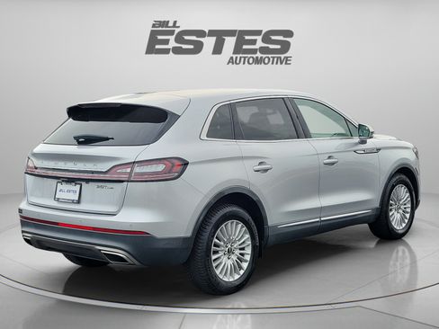 Used 2019 Lincoln Nautilus Premier AWD/4WD image 4