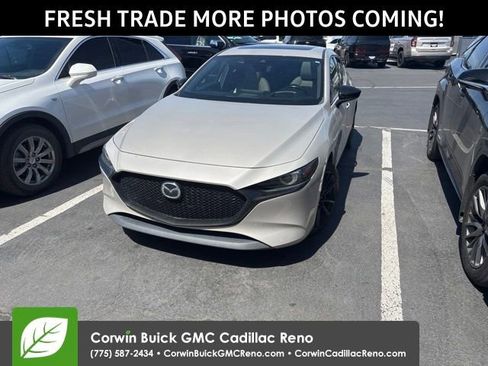 Used 2022 MAZDA MAZDA3 s AWD/4WD image 1
