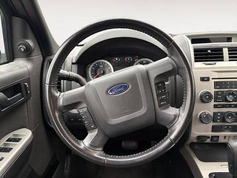 Used 2011 Ford Escape XLT w/ 202A Rapid Spec Order Code FWD image 12