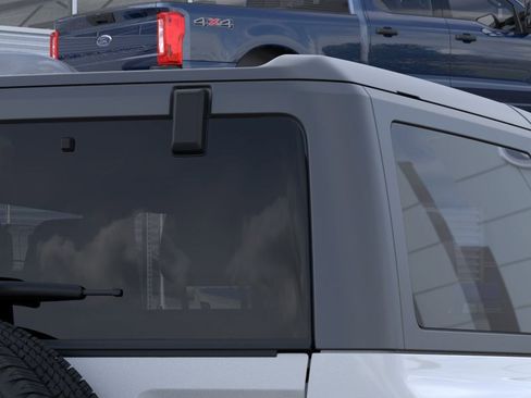 New 2026 Ford Bronco 2-Door AWD/4WD image 25
