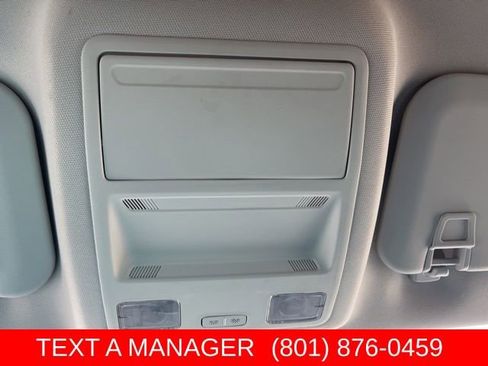 Used 2025 Ford Escape Active AWD/4WD image 26