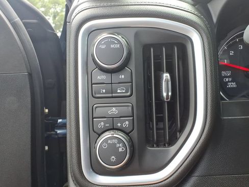 Used 2020 Chevrolet Silverado 1500 LT w/ All-Star Edition AWD/4WD image 16