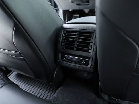 New 2026 Volkswagen Golf 2.0T Hatchback image 76