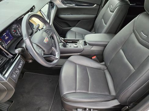 Certified 2023 Cadillac XT6 Premium Luxury w/ Technology Package image 11