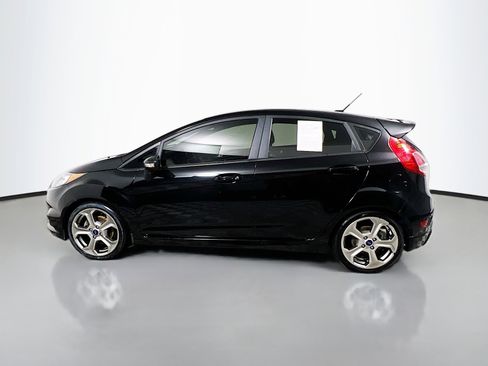 Used 2017 Ford Fiesta ST FWD image 9