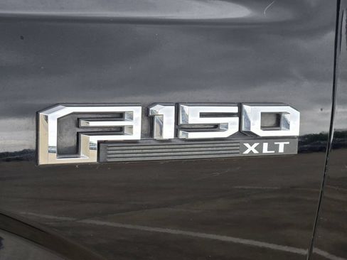 Used 2017 Ford F150 XLT w/ Equipment Group 301A Mid RWD image 11