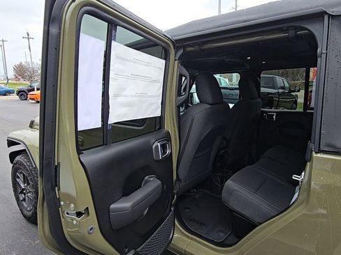 New 2026 Jeep Gladiator Sport image 16